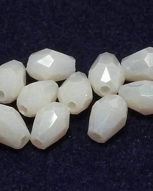 Margele din sticla, lacrima, opace, 6x4 mm, crem