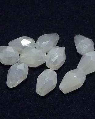 Margele din sticla, lacrima, opace, 6x4 mm, opal