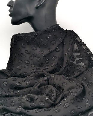 Esarfa neagra ELEGANCE cu franjuri