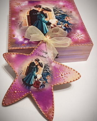 Set format din cutie de lemn 16/16 cm si decoratiune in forma de stea, 14 cm, personalizabil cu mesaj, cadou Craciun (profesori, nasi, invatatori, etc).
