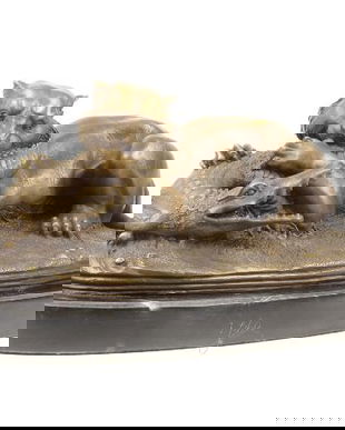 Tigru-statueta din bronz pe un soclu din marmura