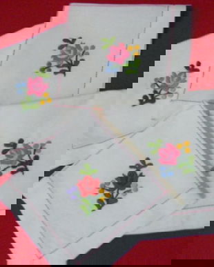 Set 4 servete brodate