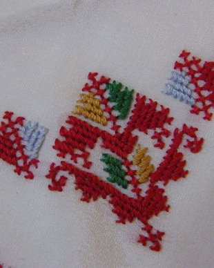 NOU-Batista matase cu broderie