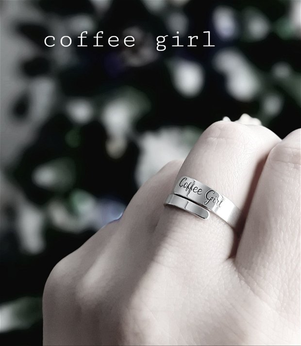 Inel reglabil din argint cu mesaj COFFEE GIRL