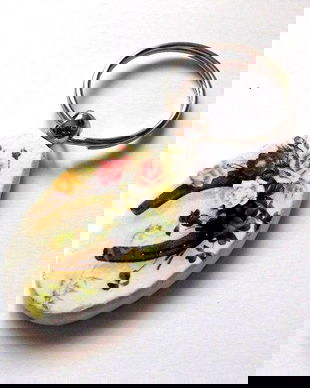 breloc pe lemn 37353