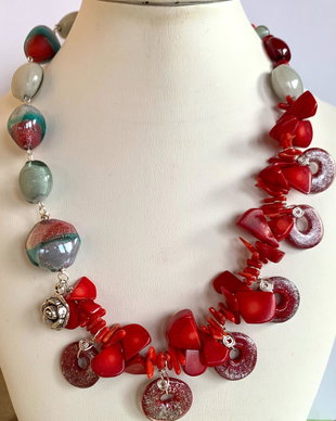 COLIER FROZEN ROSE-coral,murano,howlit