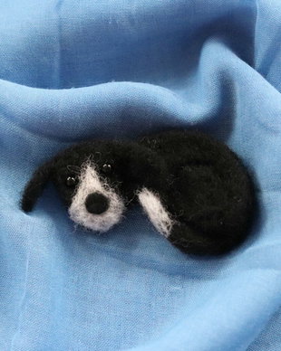 Brosa/ornament `Blacky`