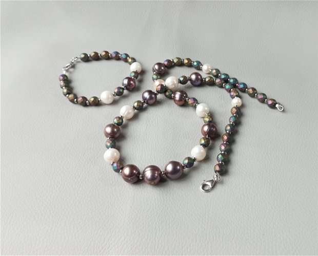 Set de bijuterii  compus din colier și brățară din perle de cultura și hematit electroplacat multicolor