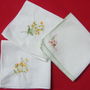 3 Batiste cu broderie