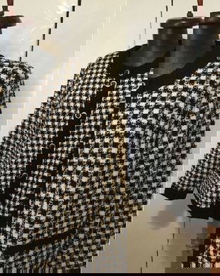 CREATION ATELIER SACOU STOFA LANA BOUCLE TIP CHANEL