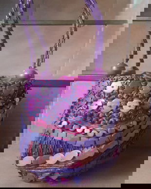 GEANTA DE COLECTIE ALMA TONUTTI ,SUPERBA,LUCRATA MANUAL DIN MARGELE