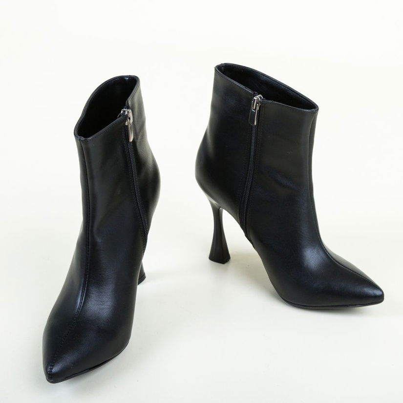 Botine Straluci Negre