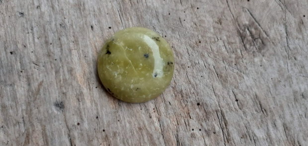 Cabochon jad lemon, 30 mm