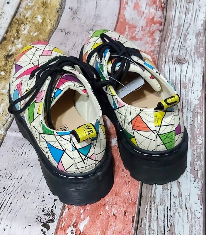 Pantofi graffiti cod 50