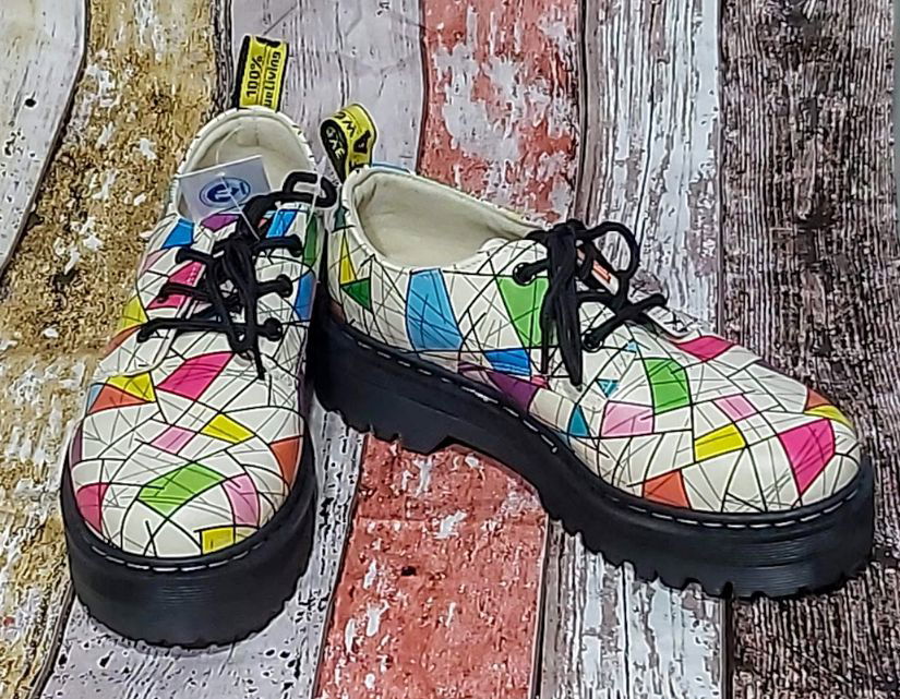 Pantofi graffiti cod 50