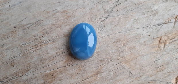 Cabochon opal albastru african 21x16x8 mm