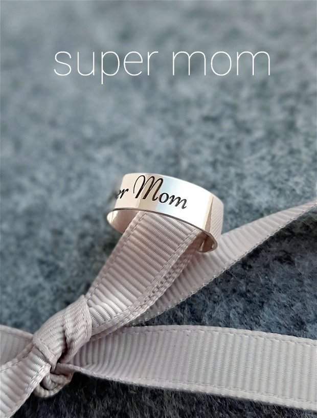 Inel/verighetă argint cu mesaj personalizat SUPER MOM