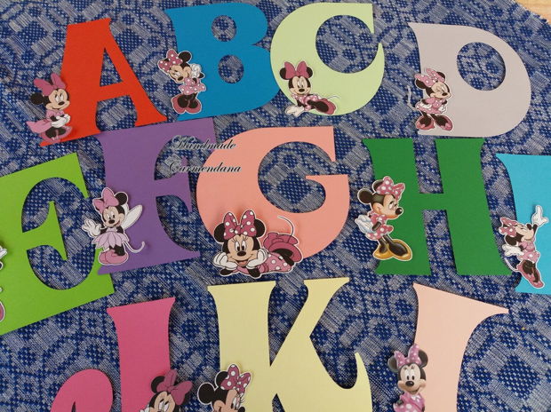Alfabetul lui Minnie Mouse