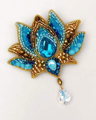 Brosa Albastră - Blue Flower