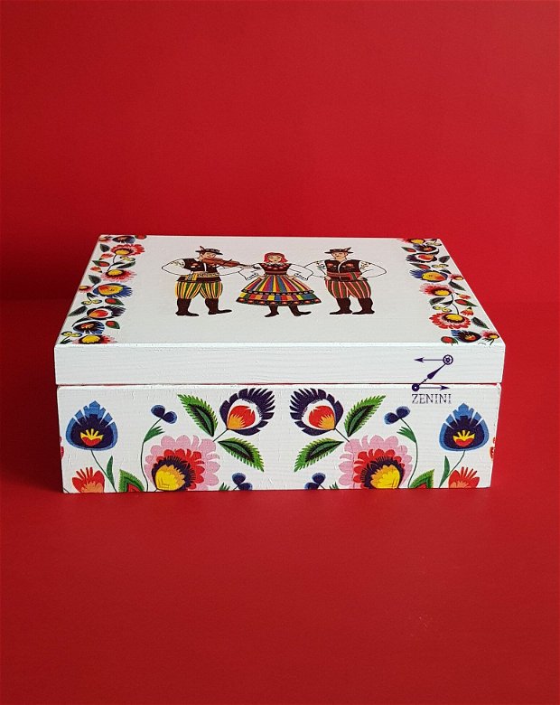 Cutie model traditional, cutie bijuterii traditii, cutie model etnic, cutie model polonez, cutie traditional poloneza