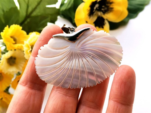Pandant  paua shell