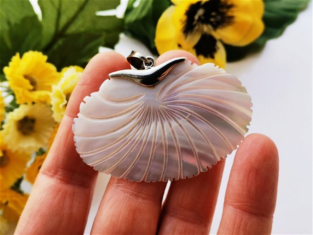 Pandant  paua shell