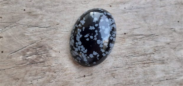 Cabochon obsidian, 30x22 mm
