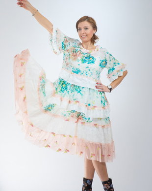 Rochie cu iz de primavară/vară, spring brush