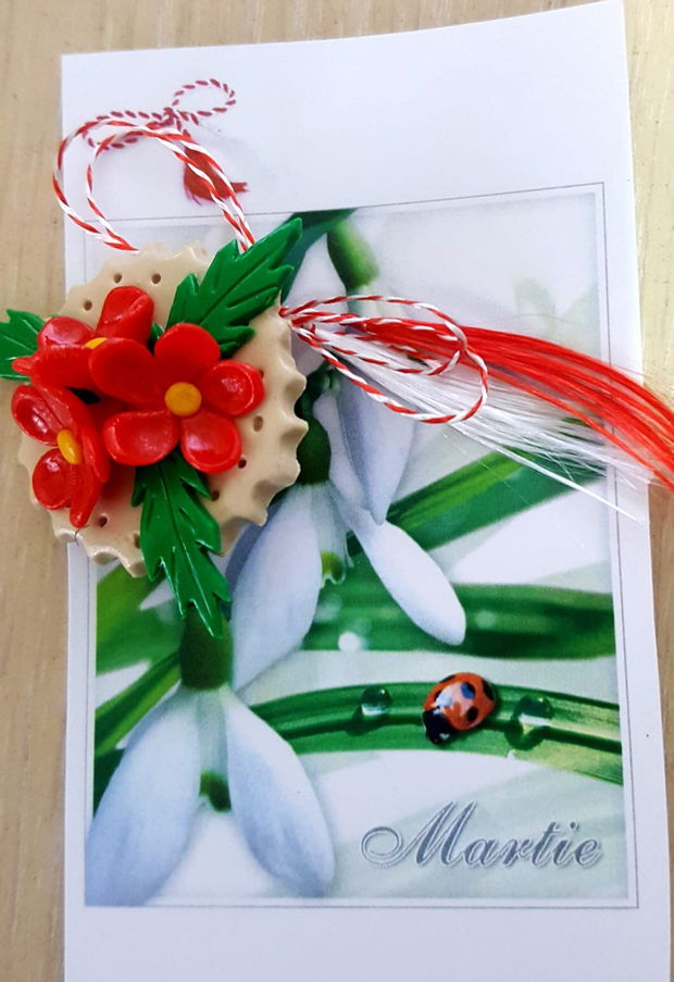 Martisor stilizat, brosa lucrat manual