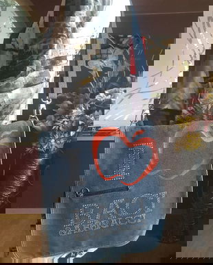 GEANTA BLUGI BACI& ABBRACCI ORIGINALA ,DEOSEBITA