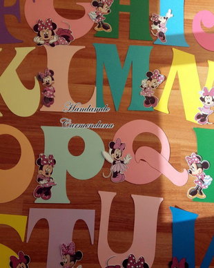 Alfabetul lui Minnie Mouse