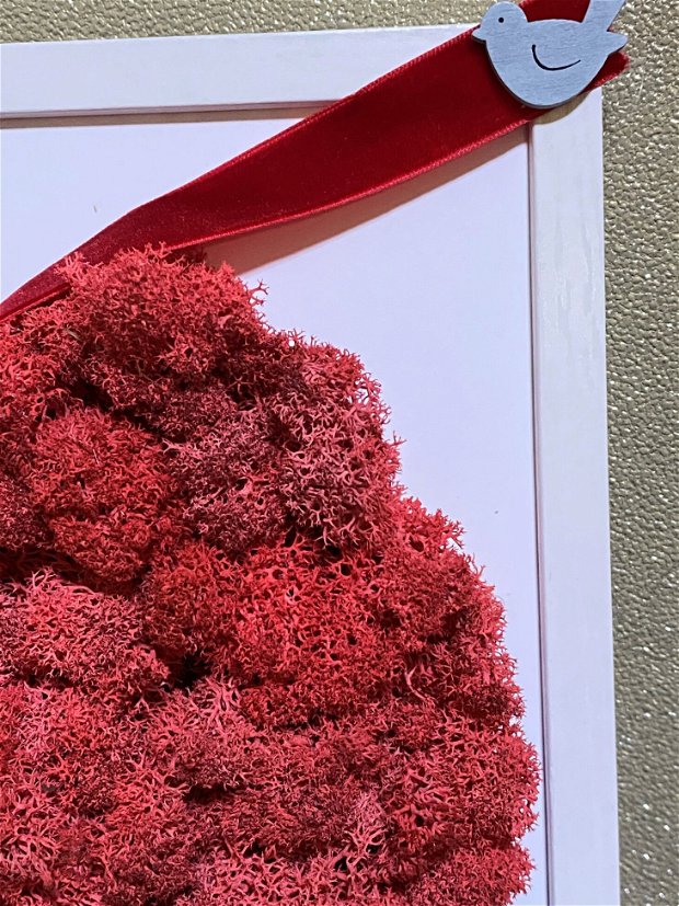 Tablou inima cu licheni stabilizati rosii