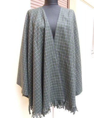 Noua-capa,poncho -tartan