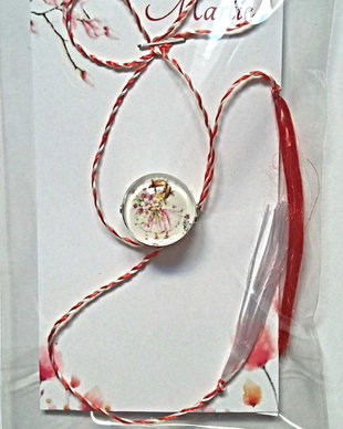 Brosa martisor cabochon sticla 14mm fetita