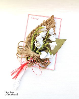 Martisor din flori textile/Martisor Lacramioara
