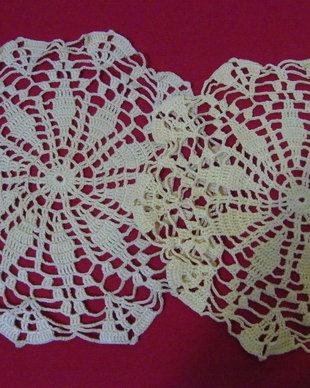 2 mileuri galbene 23 cm