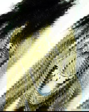 Mască din scoarță (232)