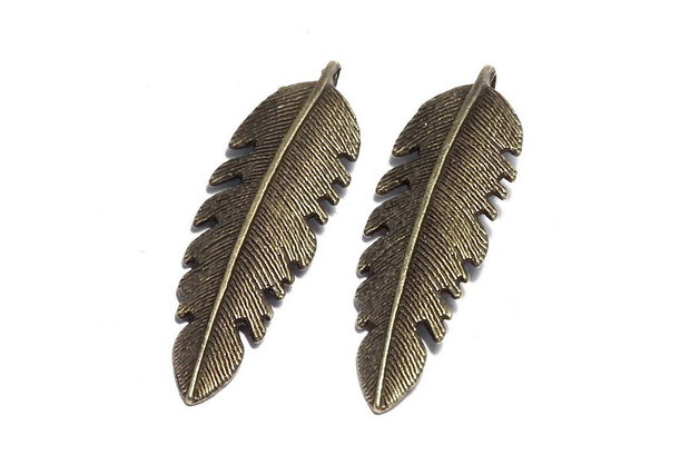 Pandantiv metalic, bronz, frunza, 37.5x11.5 mm