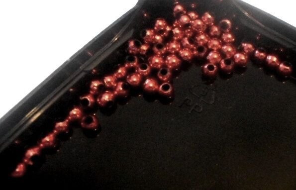 Margele metalice rosu inchis 3 mm