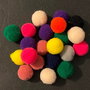 (25buc) pom pom - model 05