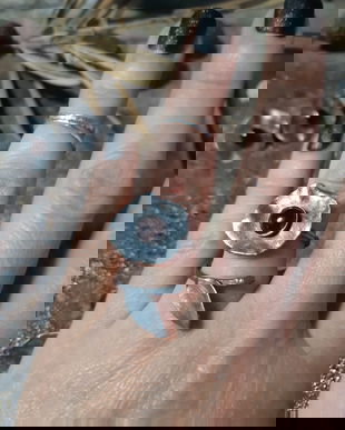 Inel din argint 925 partial oxidat si reticulat si cabochon din granat