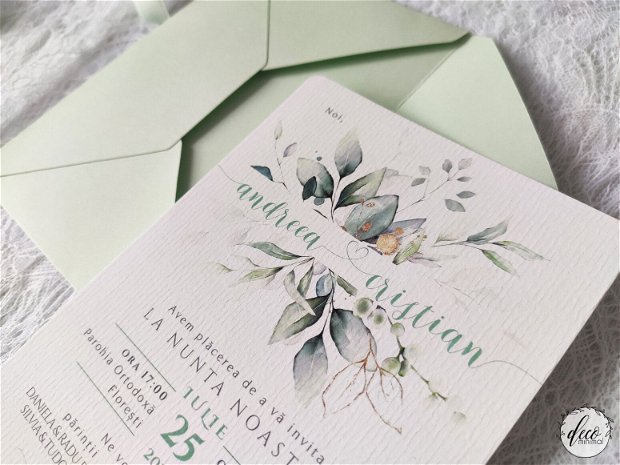 Invitatie nunta aranjament eucalipt, plic handmade, liner plic, verde pal, verde menta, invitatie carton texturat