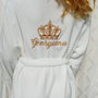 Halat de baie personalizat prin broderie
