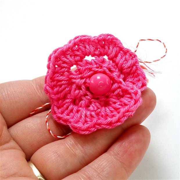 Martisor - brosa floare crosetata - roz