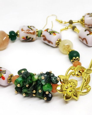 Set /bratara si cercei /sticla India ,coral si jad