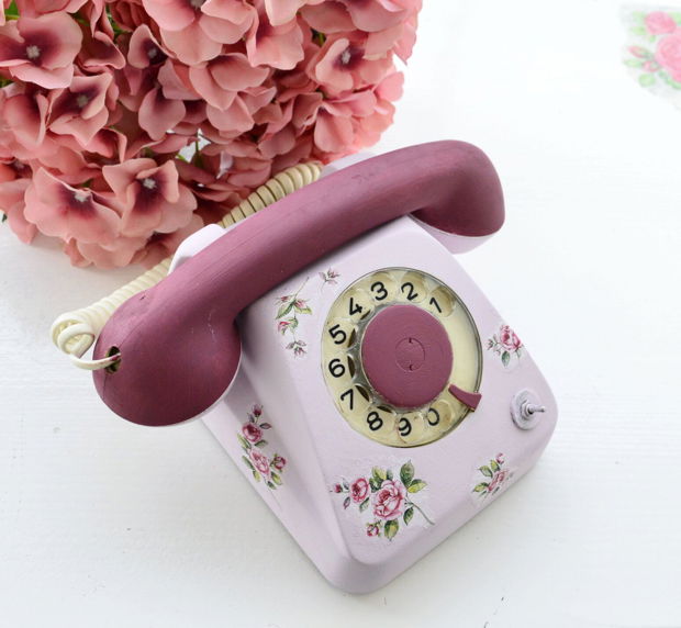 Telefon Decorat Retro