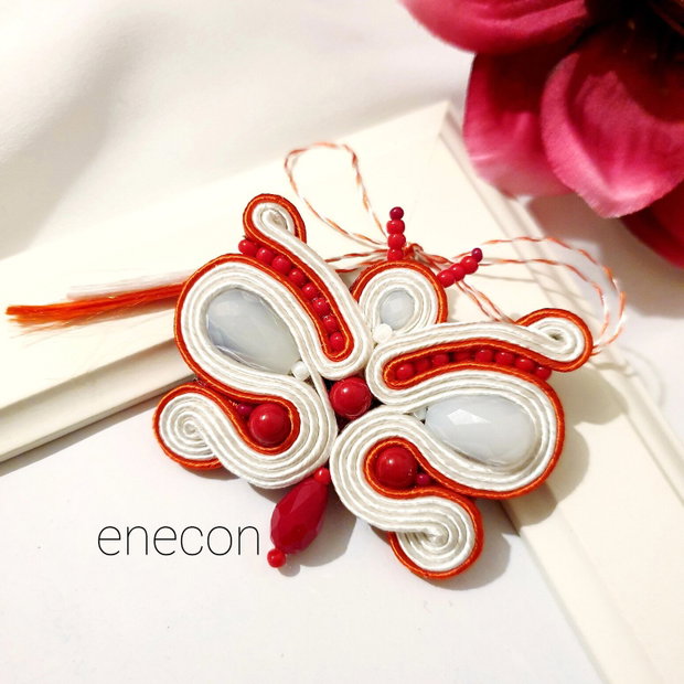 Brosa-mărțișor fluture, Mărțișor soutache