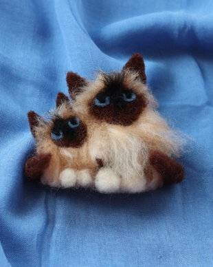 Brosa/ornament `Fifi si puiul`