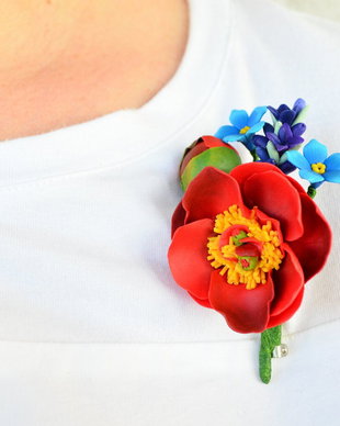 Bujor rosu si nu ma uita- brosa buchet