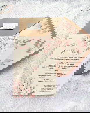 Invitatie nunta rustica, invitatie florala, crem, roz, carton kraft natur, plic handmade, liner plic, invitatie nunta frunze, invitatie carton texturat